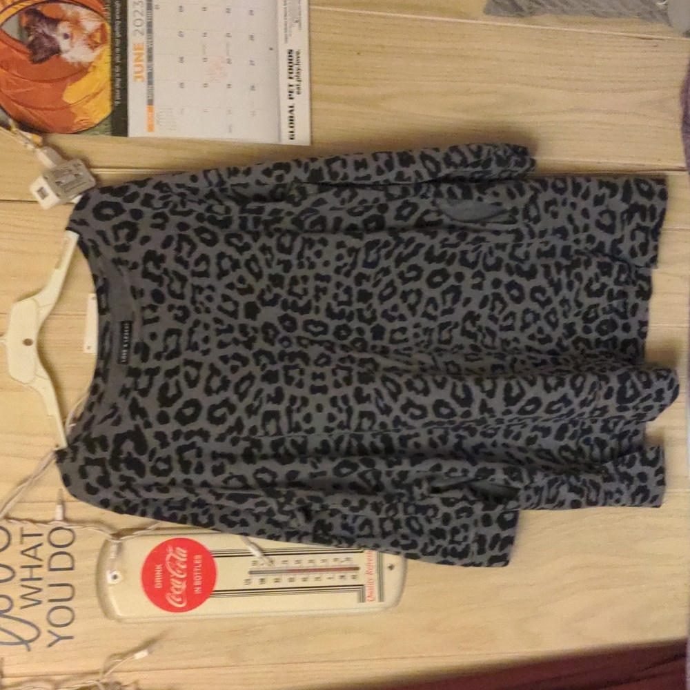 Love & Legend Plus Size 3X Animal Print Sweater W/ Pockets